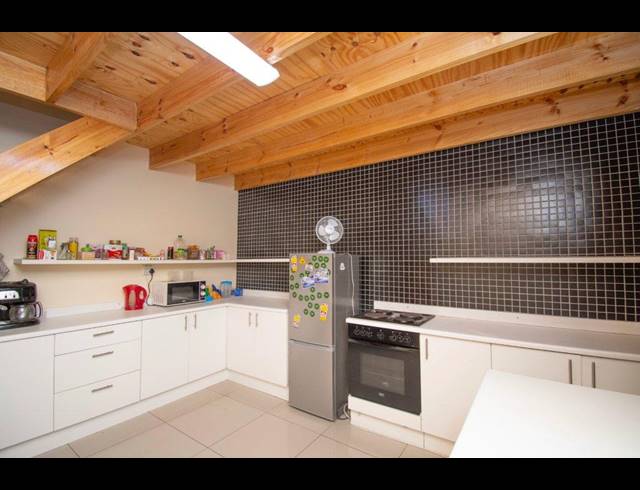 4 BEDROOM HOUSE RENTED IN BO KAAP